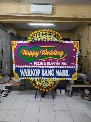Papan Bunga di Pegadungan